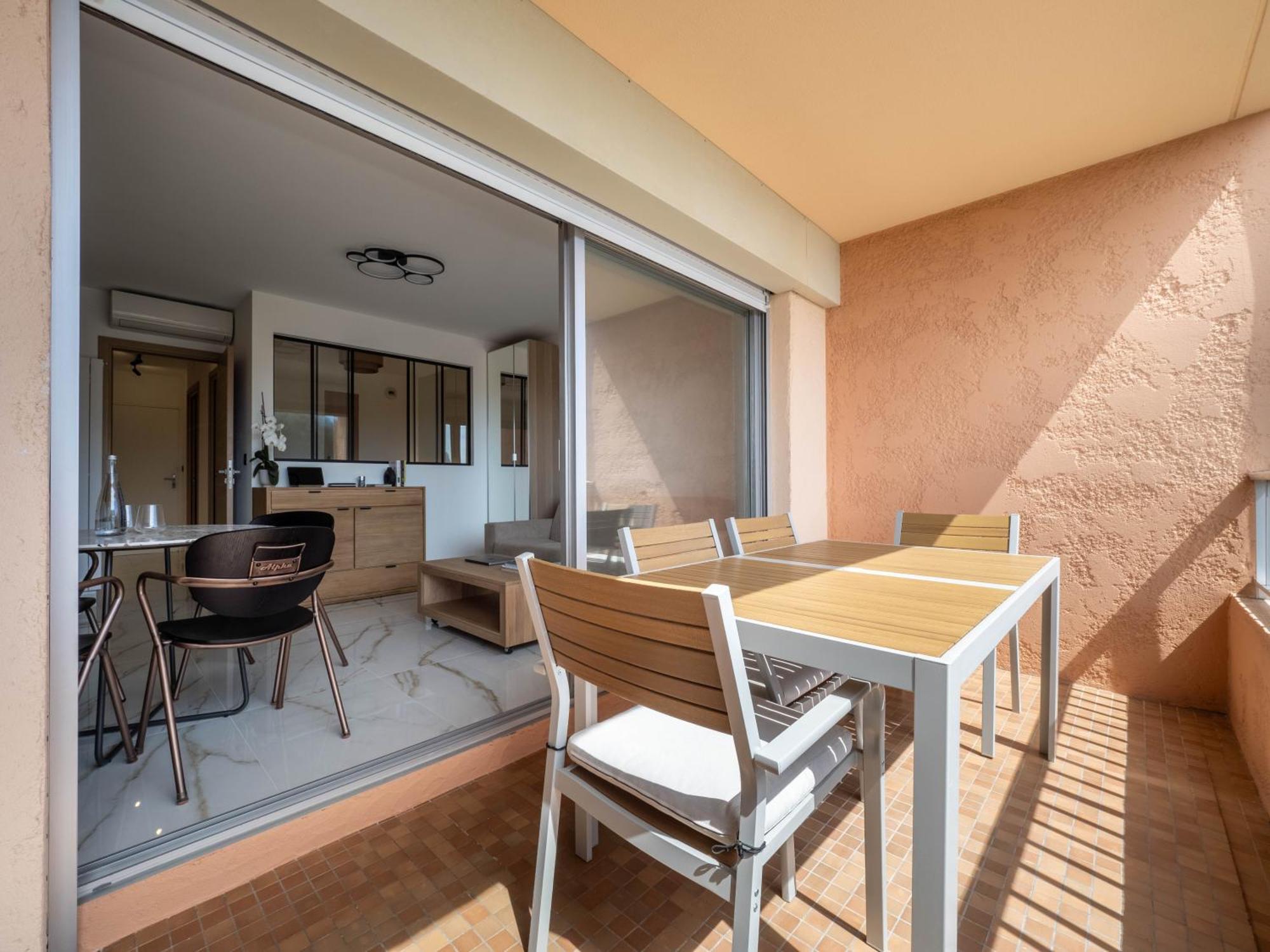 Eden Azur Apart otel Golfe-Juan Oda fotoğraf