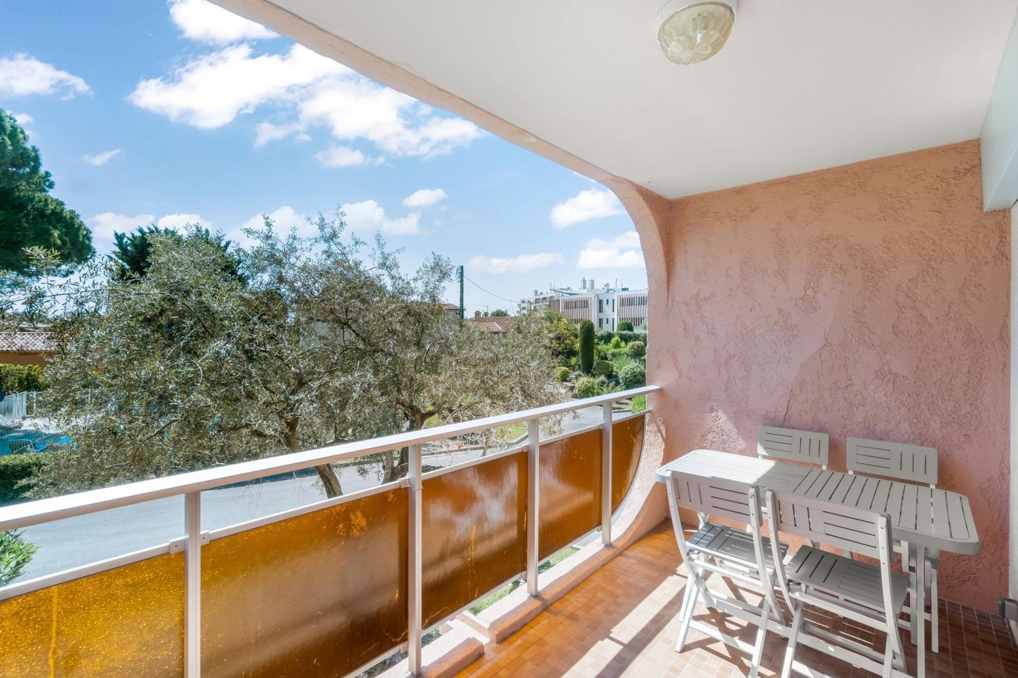Eden Azur Apart otel Golfe-Juan Oda fotoğraf