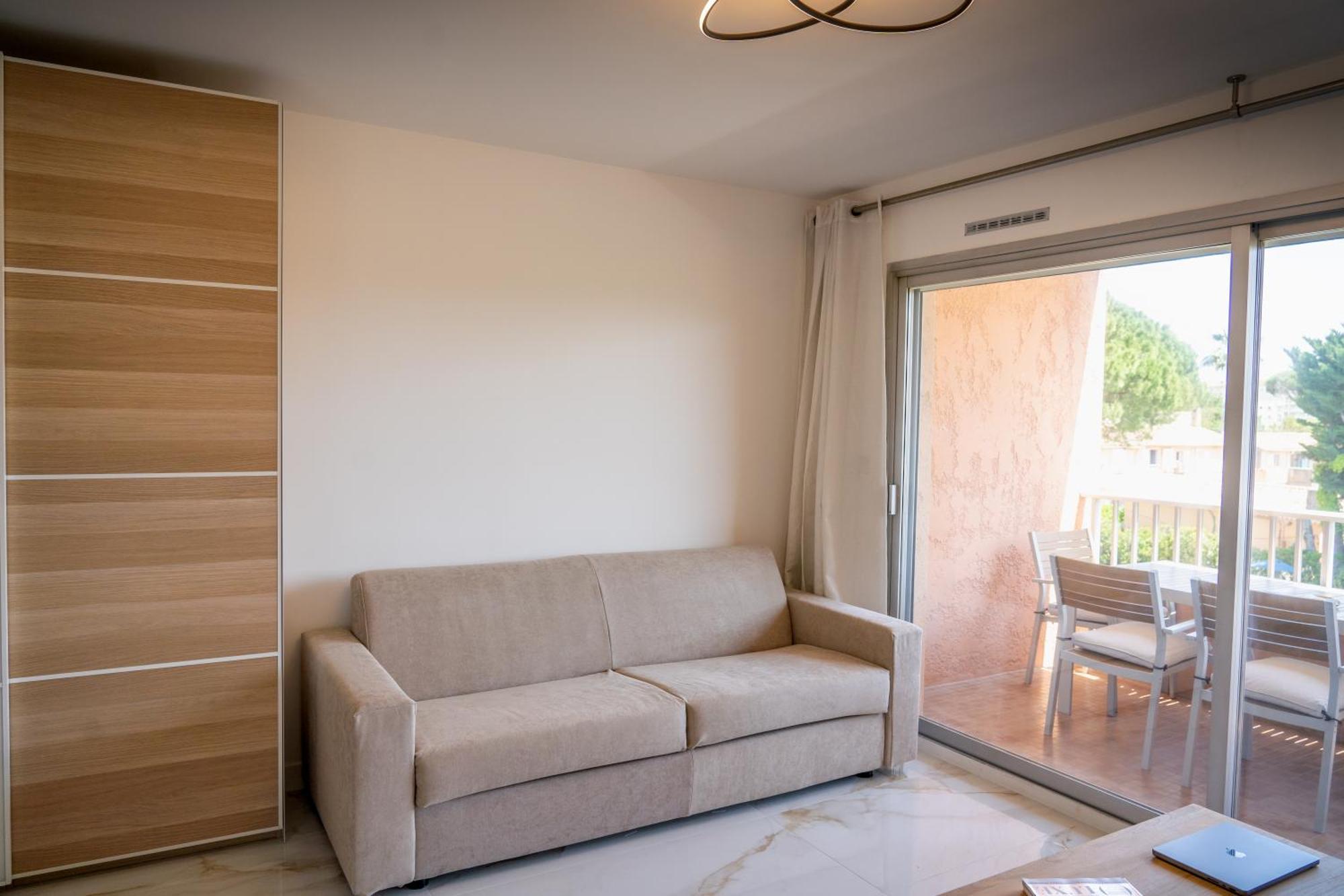 Eden Azur Apart otel Golfe-Juan Oda fotoğraf
